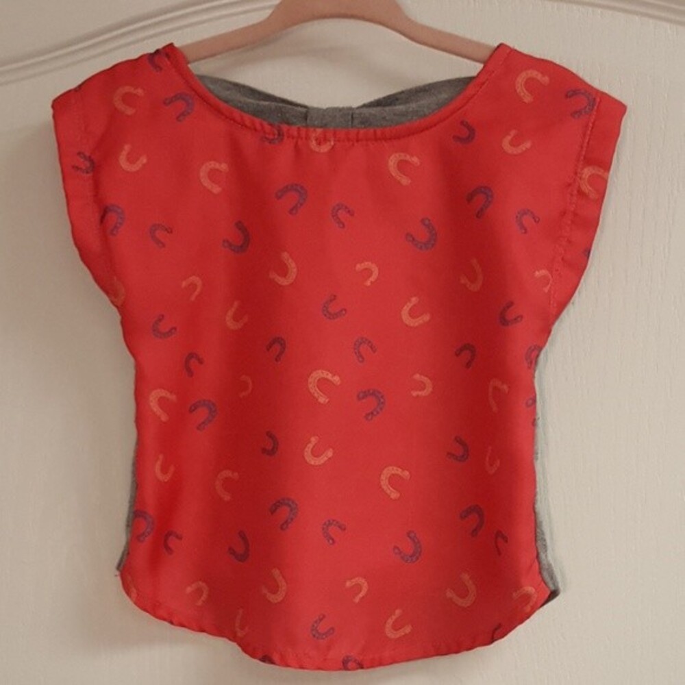 Cherokee Gray Horseshoe Pink Top